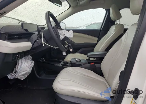 2023 Ford Mustang Mach-E Premium z USA, uszkodzony, nr VIN 3FMTK3RM8PMA48850